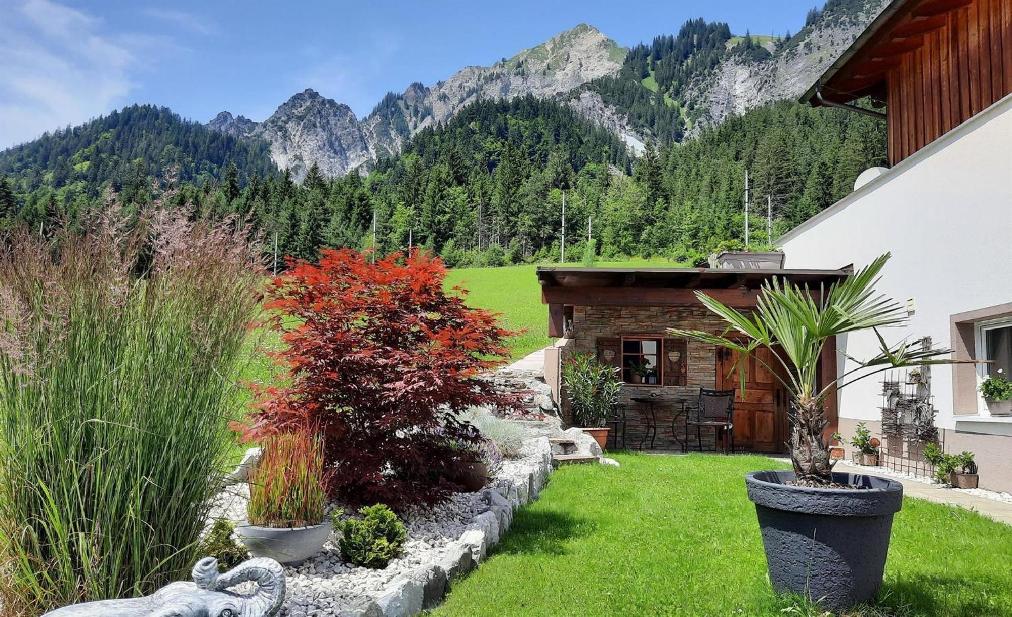 Haus Adrian Apartment Wald am Arlberg Exterior foto