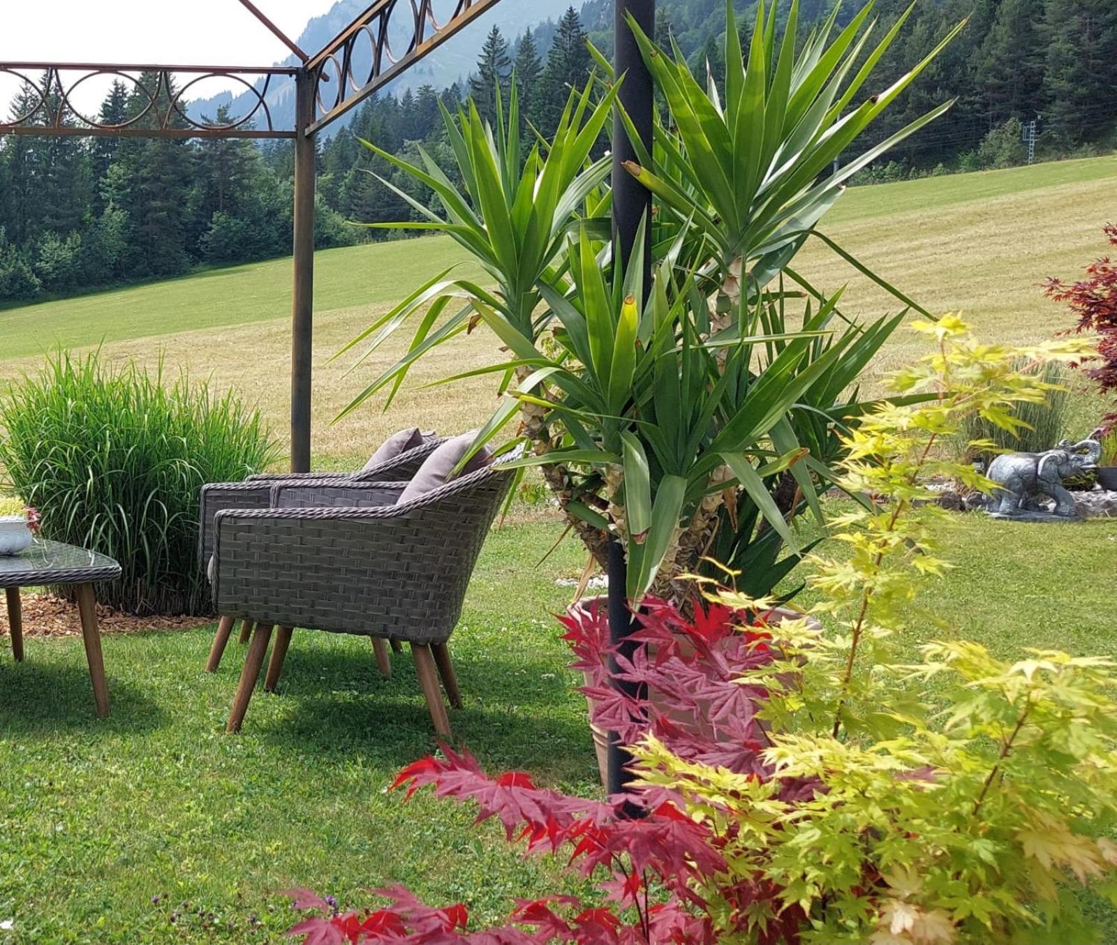Haus Adrian Apartment Wald am Arlberg Exterior foto